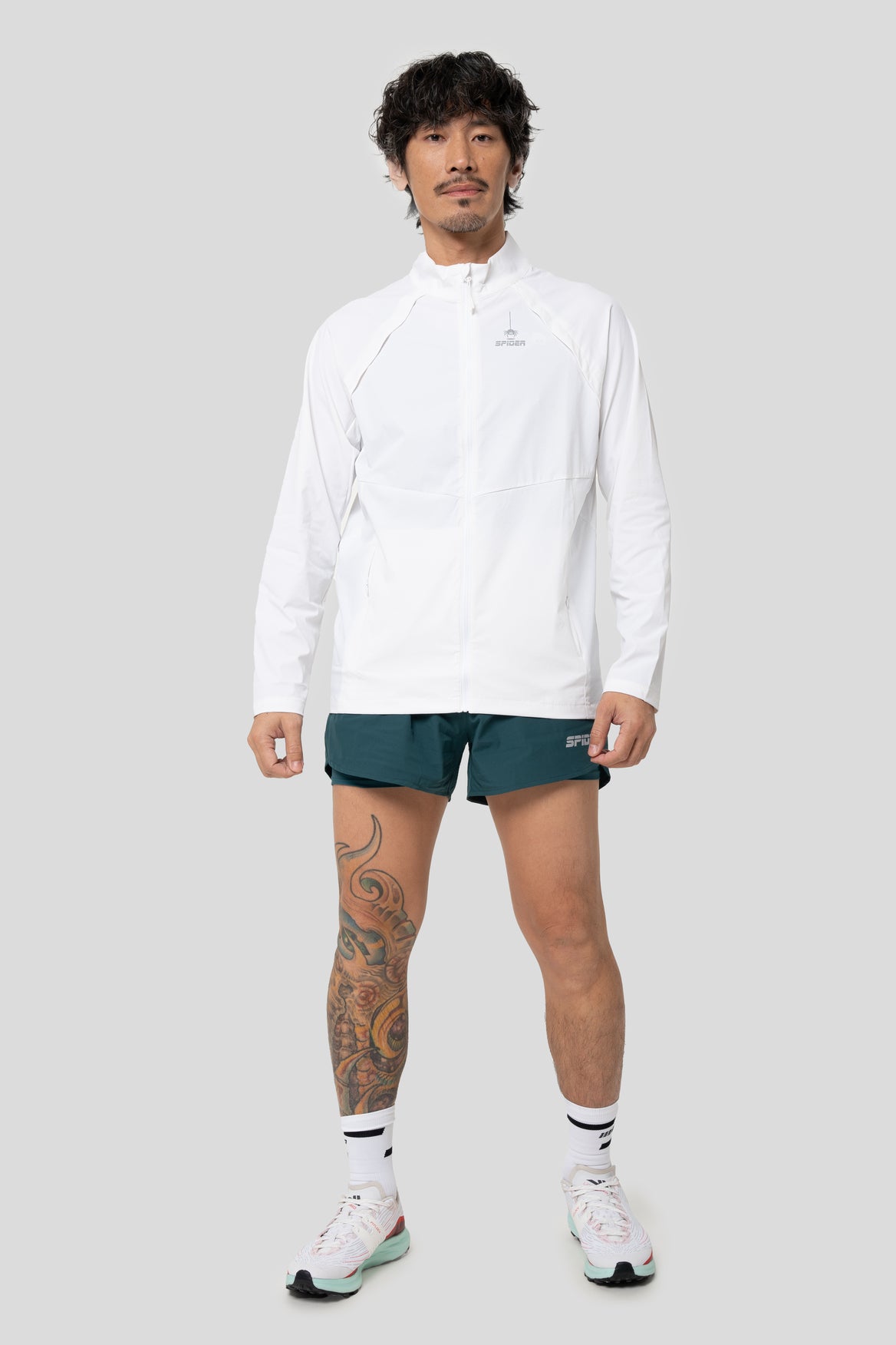 【Unisex】 極致輕薄破風外套 - 白